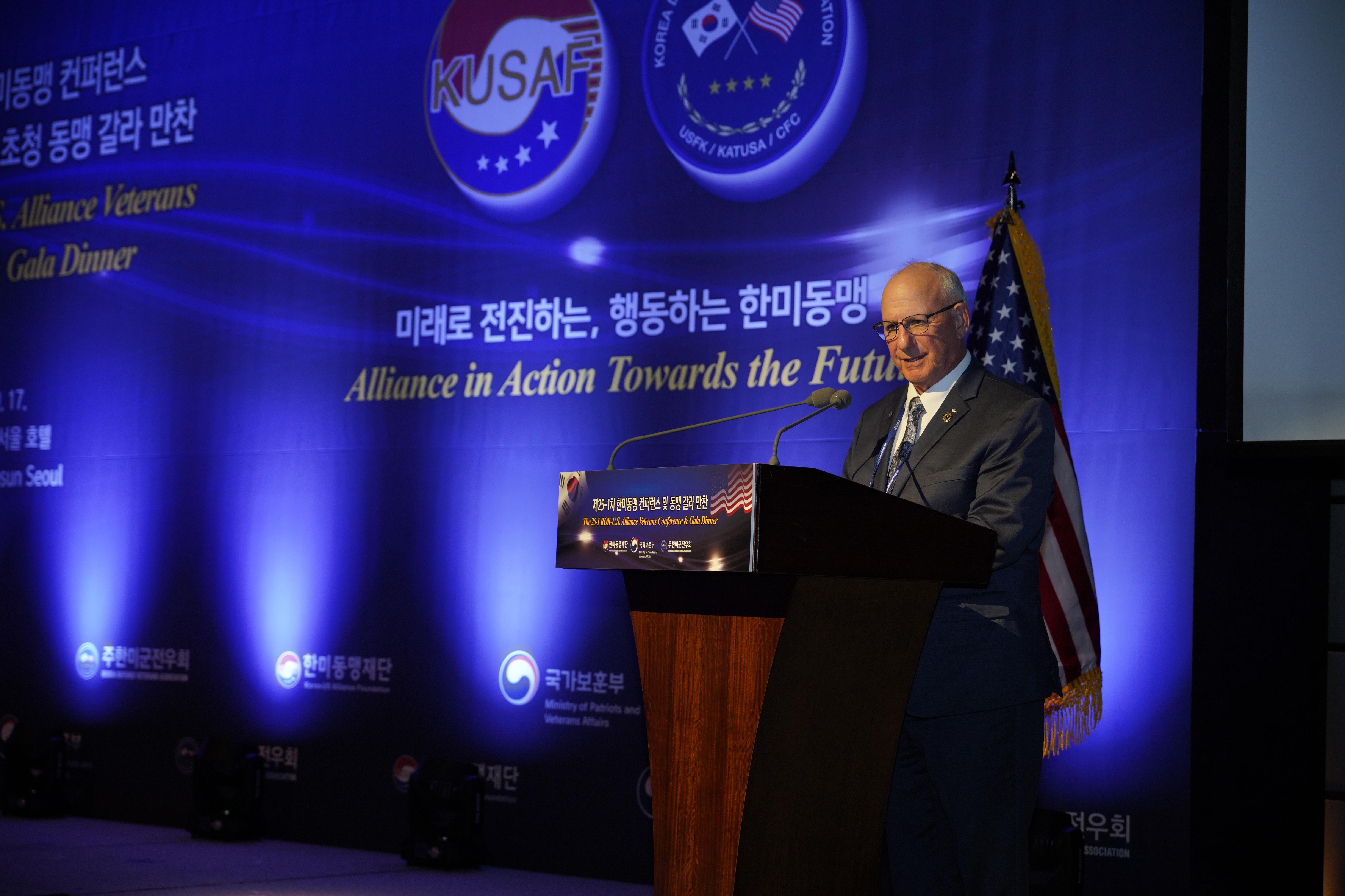 리처드 아고스타.JPG